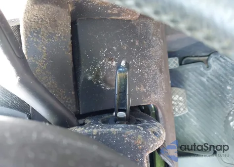 2006 Volkswagen New Beetle Convertible Option Pkg 2 from USA, damaged, VIN 3VWSF31Y26M315897